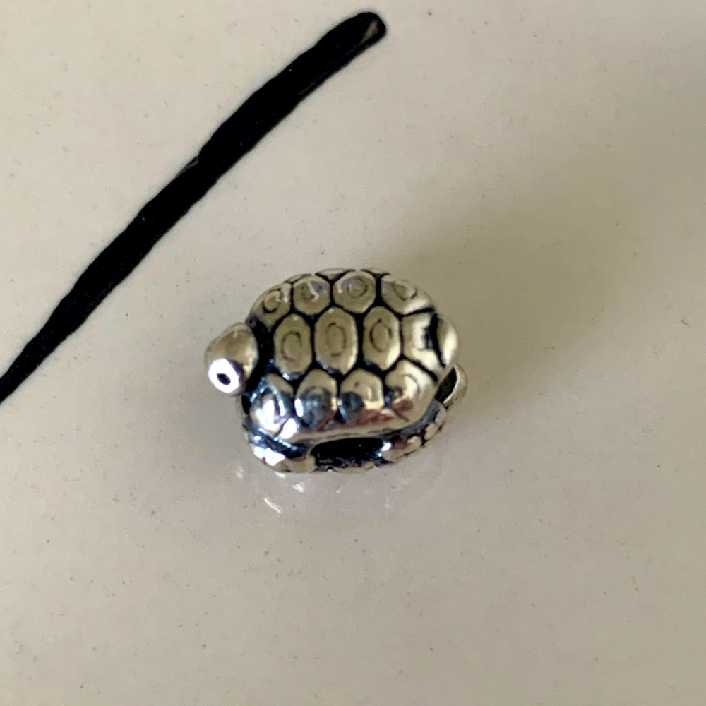 Authentic retired Trollbeads turtles bead.